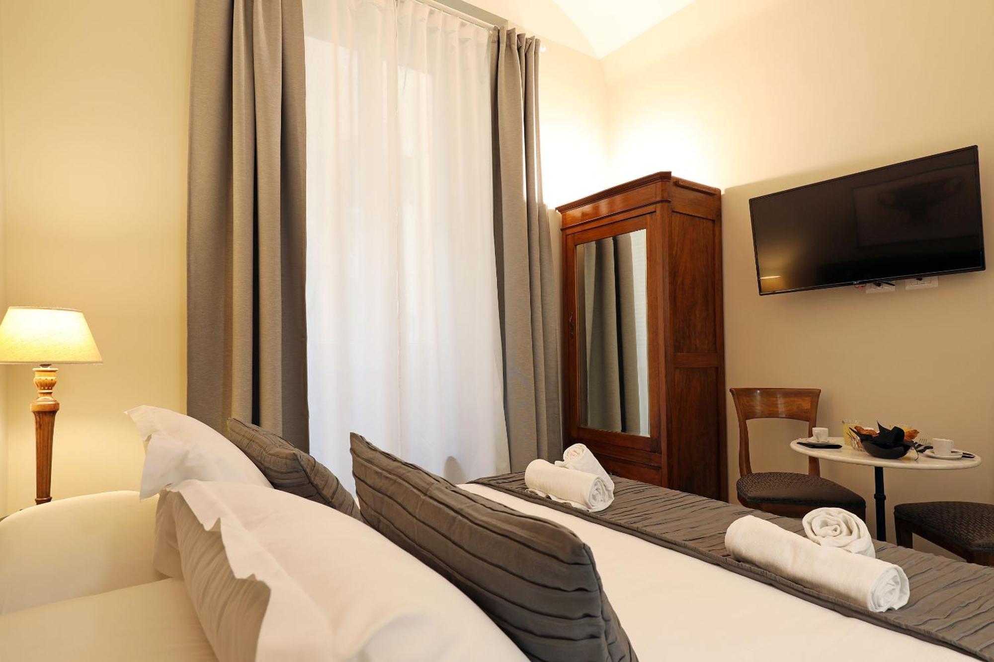 Pensión Residenza Vittoria 2*